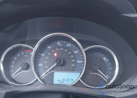 2015 Toyota Corolla Le z USA, uszkodzony, nr VIN 2T1BURHE0FC360904